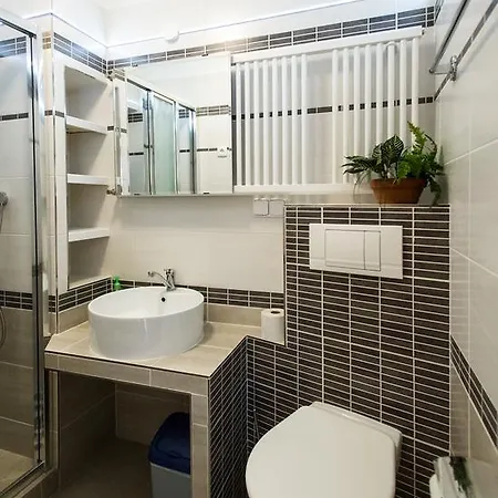Ubytovani Bezchlebovi Vendégház 3*